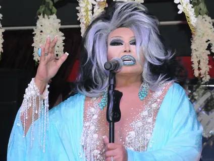 Diva yine tarihe geçti! Bülent Ersoy'un tek reklamı bile bir servet! 5